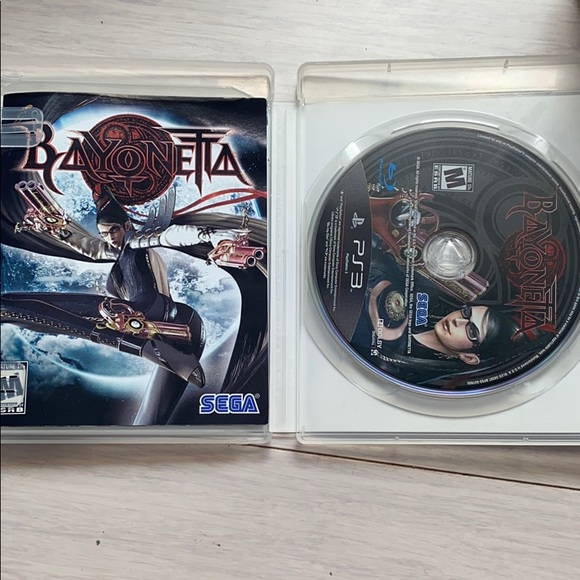 BAYONETTA - PS3 - PlayStation 3 - PAL FR - Complet - Jeux vidéo